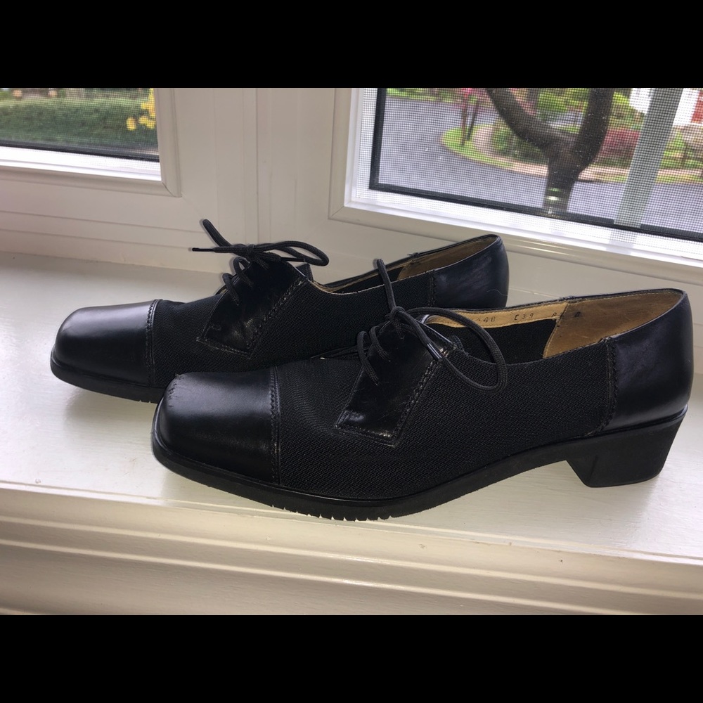 Ferragamo heeled shoes